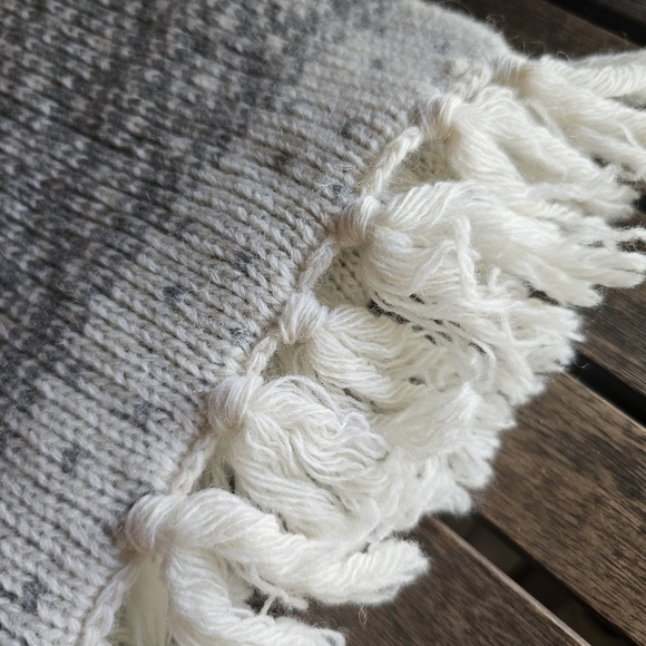 NWT Talbots wool blend cableknit tassel gift Christmas warm soft winter scarf - Picture 3 of 7